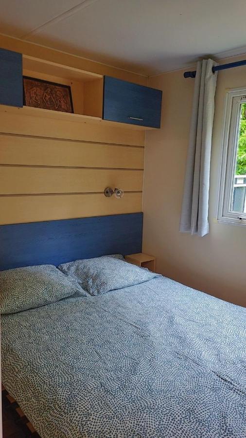 Camping Marvilla Parks -Parc Des Roches 91530 Saint-Cheron Exterior photo